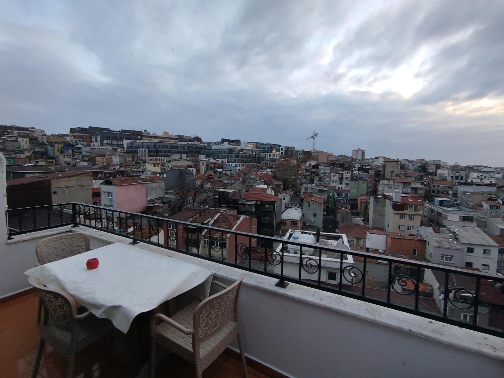 Taksim City Ivy Hostel Istanbul Exterior photo